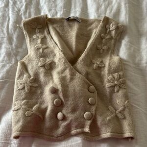 Zara 3D embroidered cropped vest